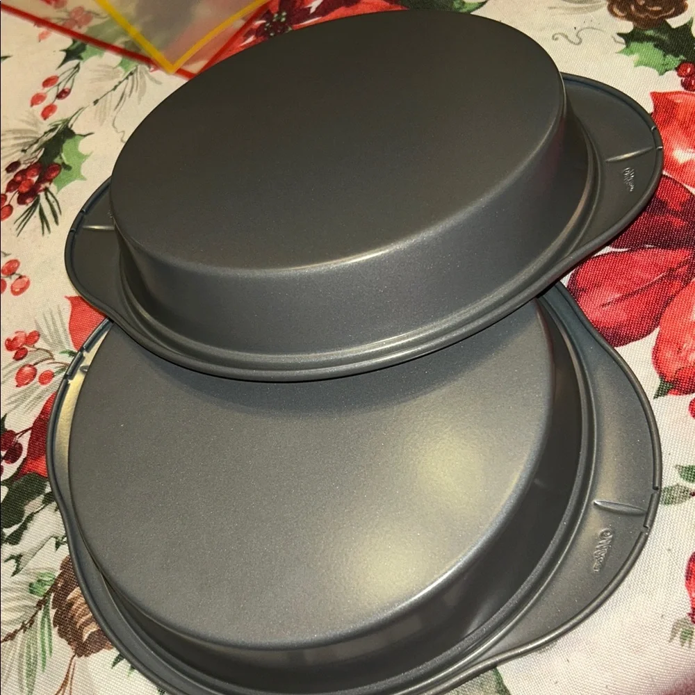 Wilton Ever-Glide Non-Stick Bakeware with Oversized Handles